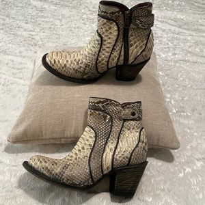 Exotic Snake booties